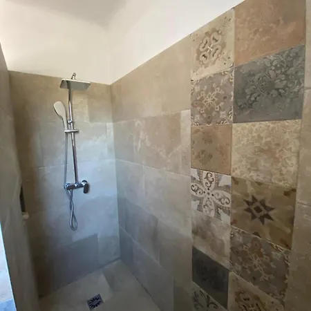 Appartement Haut De Villa-proche Plage-calme